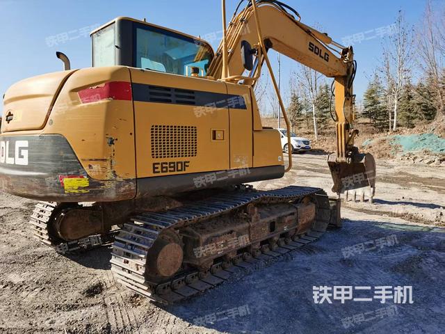 整機右后45°（整機外觀）