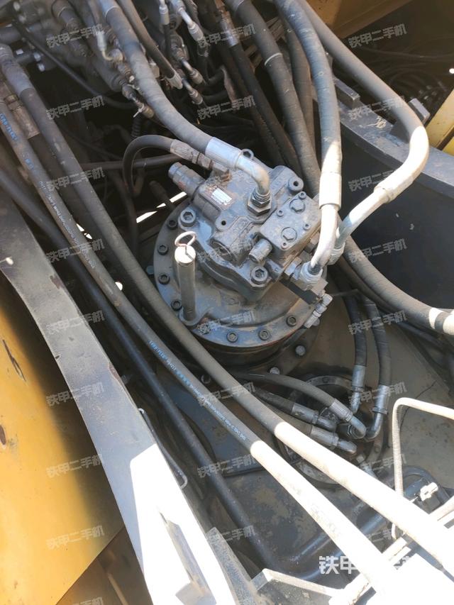 回轉(zhuǎn)馬達(dá)（上車部件）