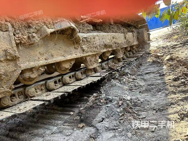 单侧履带整体（整机外观）