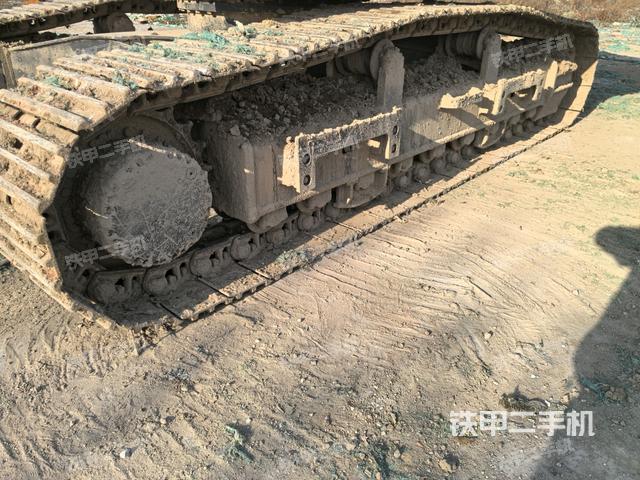左側(cè)履帶整體?(行走機構(gòu)) 左側(cè)履帶整體?(行走機構(gòu))