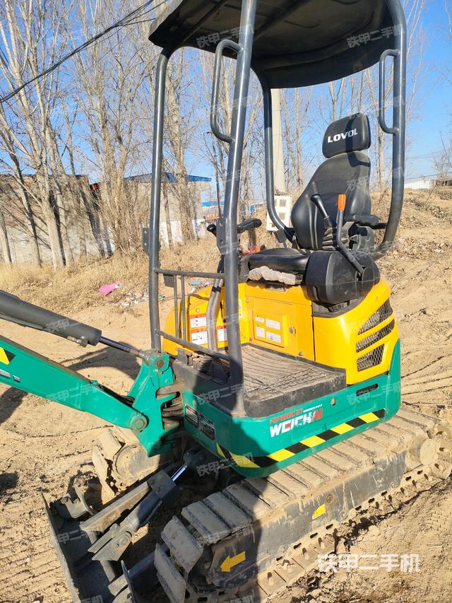 駕駛室整體（整機(jī)外觀）