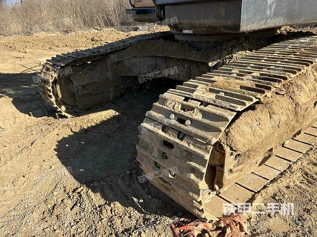 單側履帶整體（整機外觀）