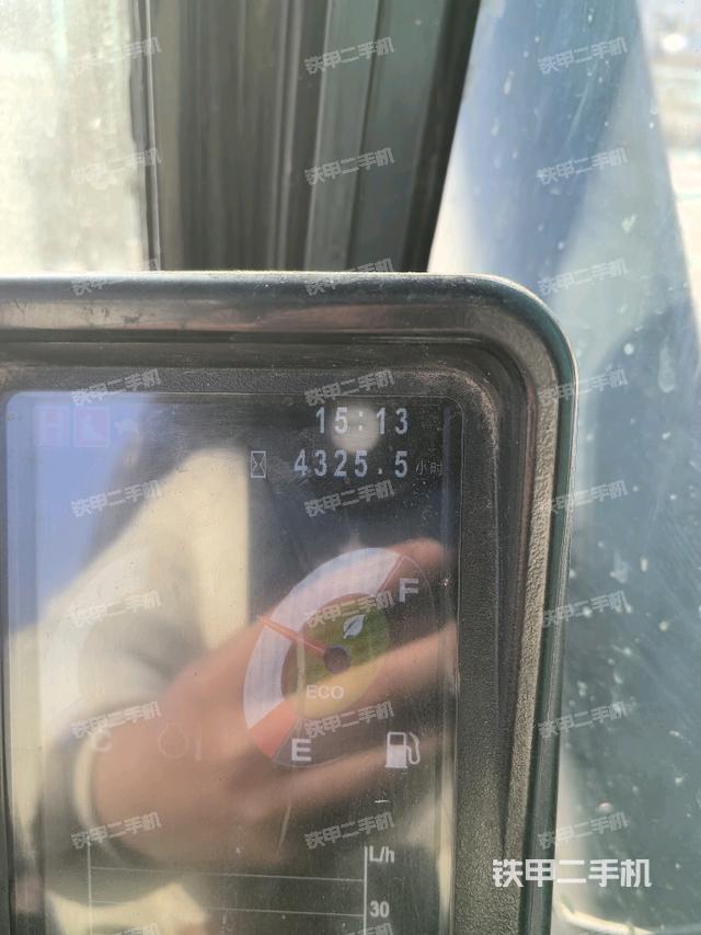 小時表(駕駛室部分) 小時表(駕駛室部分)