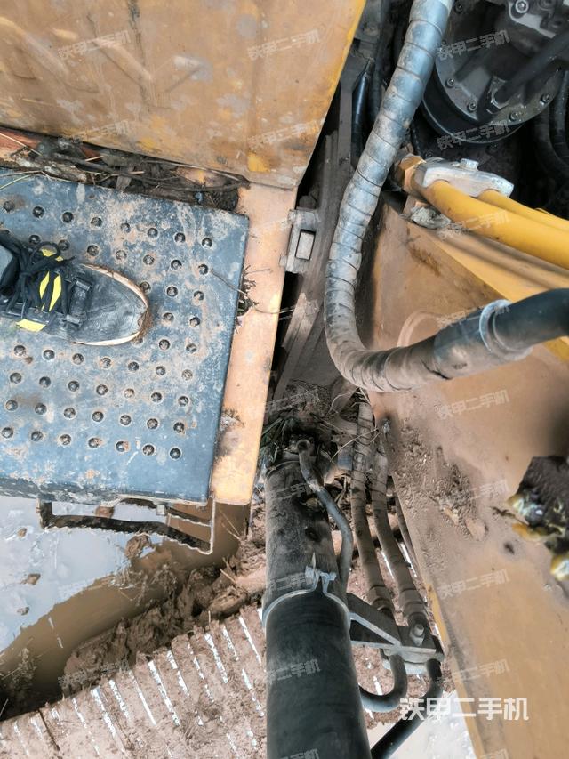 大臂根部?斜視（工作和回轉裝置）