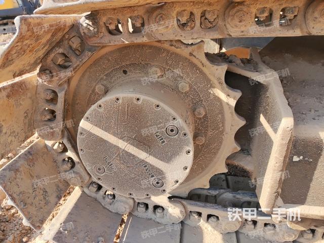 左驅(qū)動(dòng)輪（行走機(jī)構(gòu)）