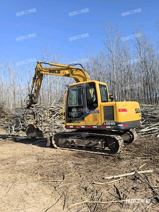 山東臨工LG685挖掘機(jī)