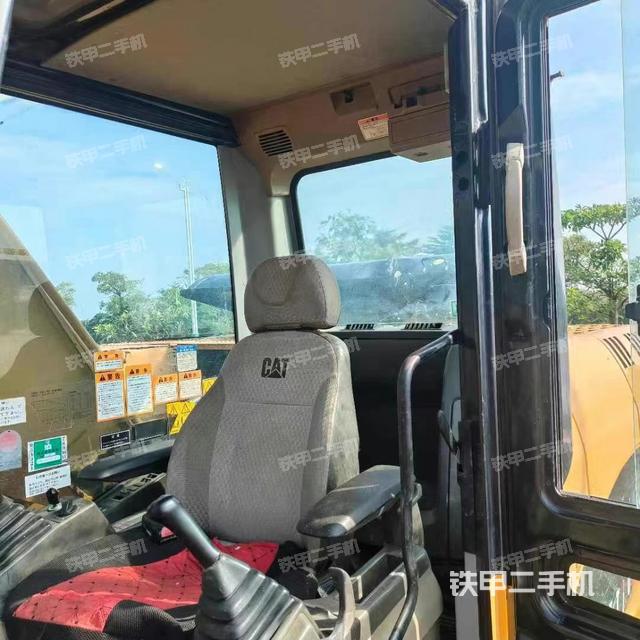 驾驶室整体（整机外观）