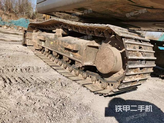 單側履帶整體（整機外觀）