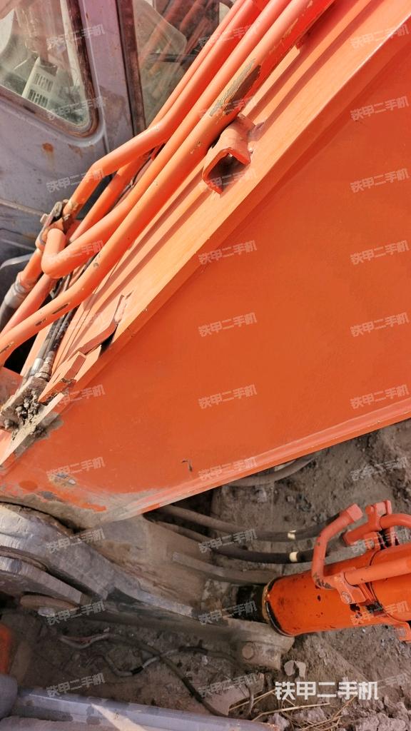 大臂根部 斜视（工作和回转装置）