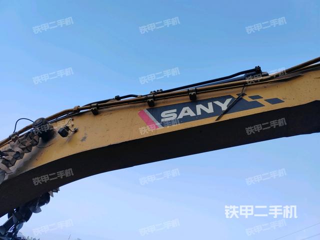 大臂整體?右側(cè)(工作和回轉(zhuǎn)裝置) 大臂整體?右側(cè)(工作和回轉(zhuǎn)裝置)