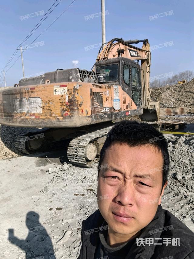 三一重工SY265C挖掘机的设备实拍-第1张实拍照片