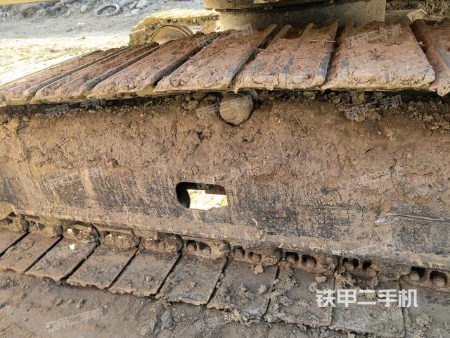 左驅(qū)動(dòng)輪（行走機(jī)構(gòu)）