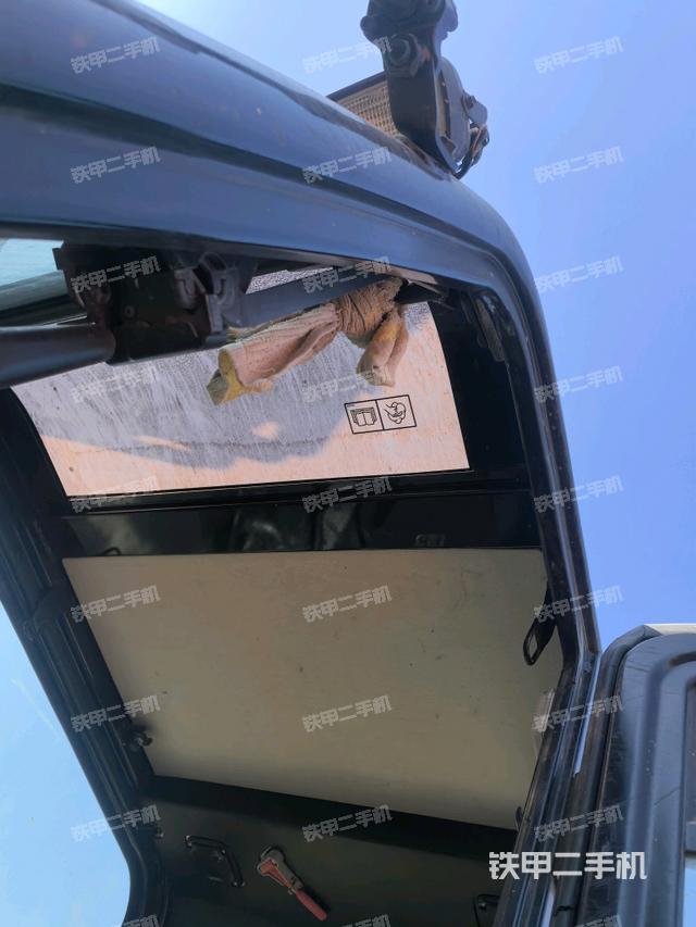 頂棚整體（駕駛室部分）