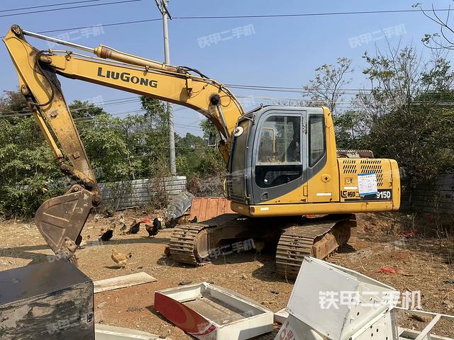 柳工CLG915D挖掘机