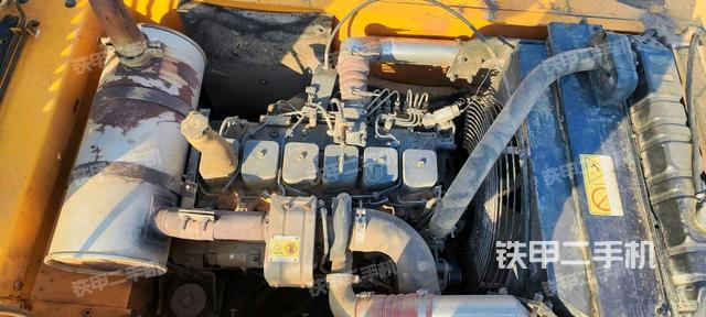 發(fā)動機整體俯視(整機外觀) 發(fā)動機整體俯視(整機外觀)