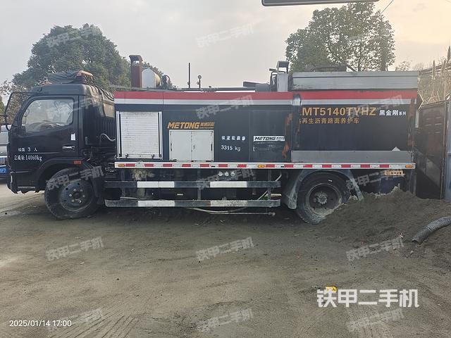 整機(jī)左側(cè)（設(shè)備外觀及核心部件）