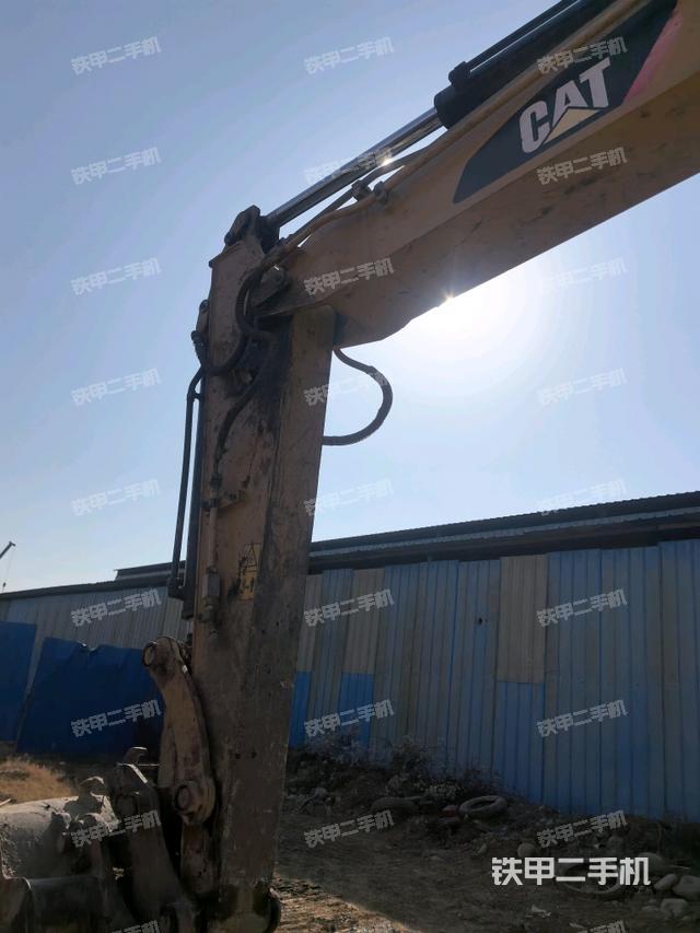 小臂整體左后（工作和回轉(zhuǎn)裝置）