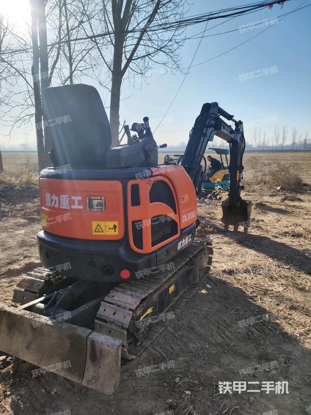 整機(jī)右后45°（整機(jī)外觀）