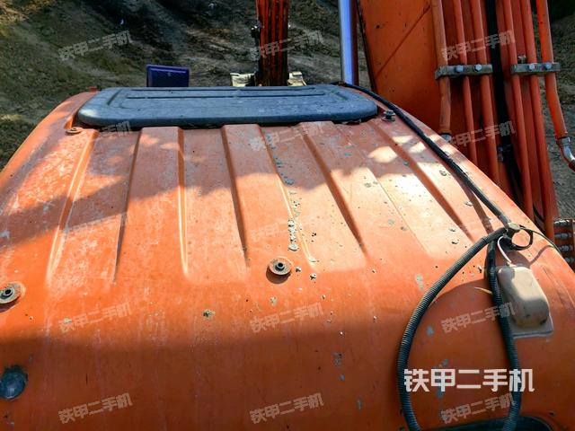 駕駛室頂部俯視(上車部件) 駕駛室頂部俯視(上車部件)