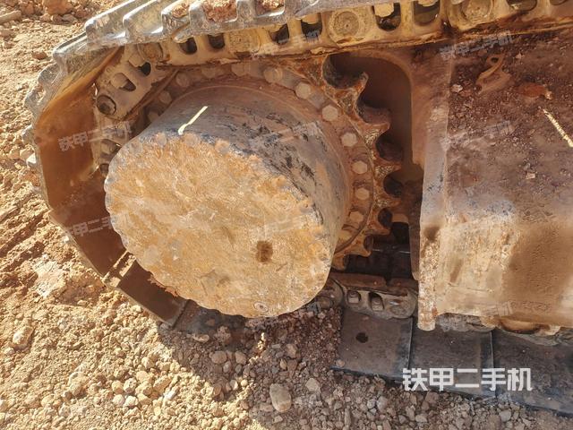 右側(cè)履帶整體（行走機構(gòu)）