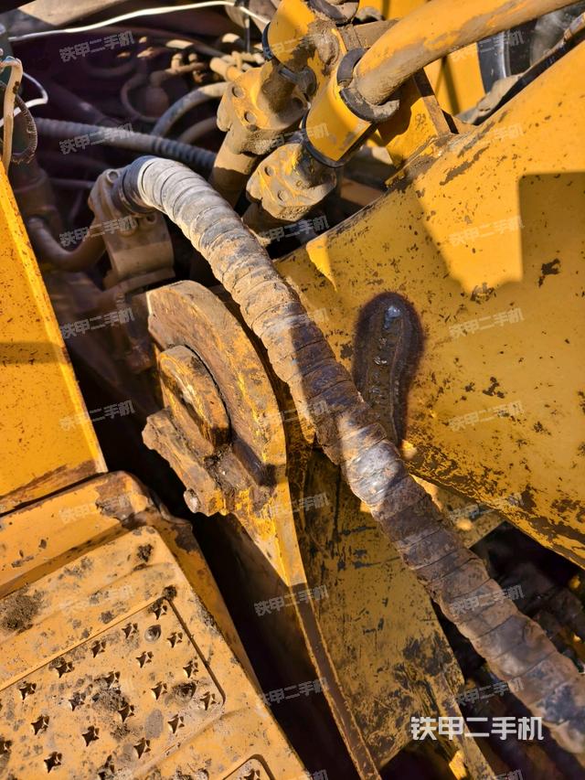 大臂根部?斜視（工作和回轉(zhuǎn)裝置）