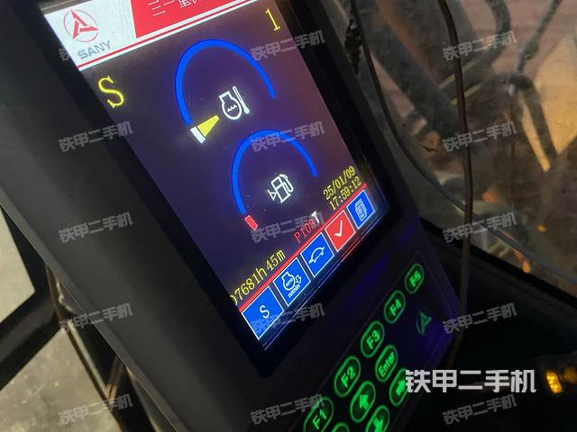 小時(shí)表(駕駛室部分) 小時(shí)表(駕駛室部分)