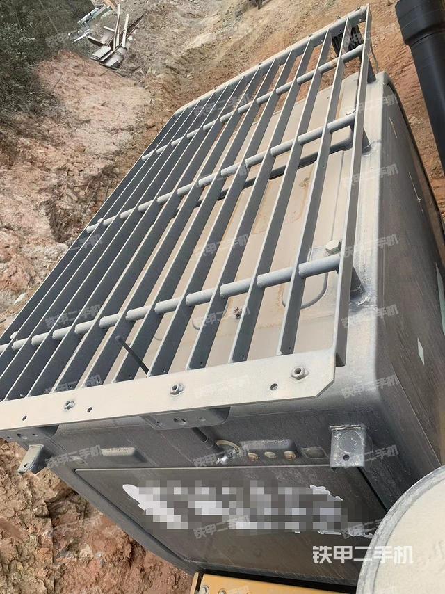 駕駛室頂部（整機(jī)外觀）