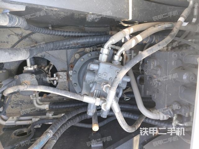 回轉(zhuǎn)馬達(dá)（上車部件）