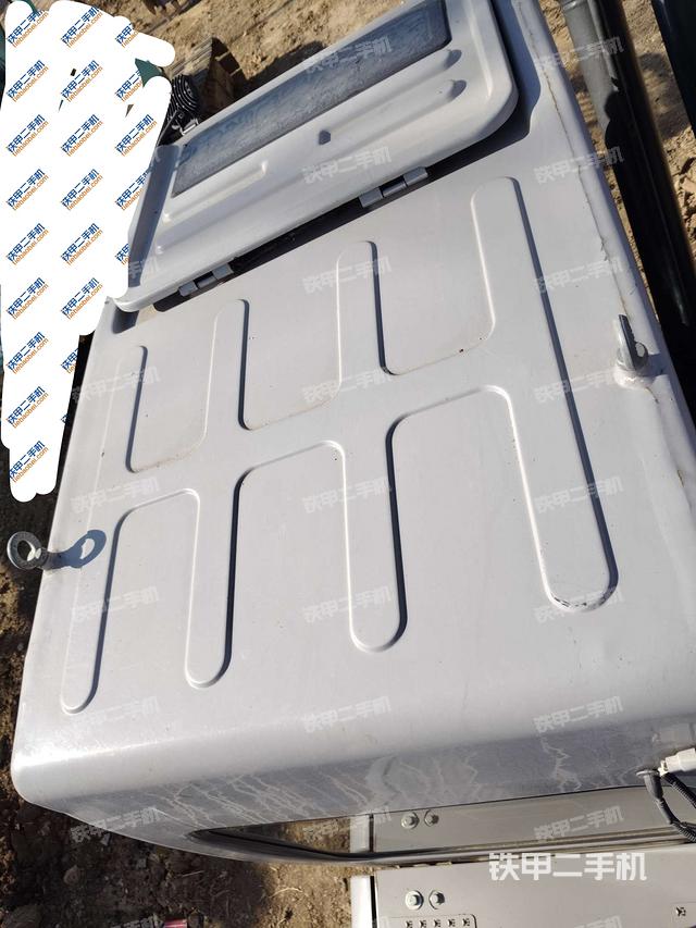 駕駛室頂部俯視（上車部件）