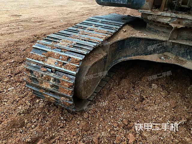 右側(cè)行走馬達(dá)蓋板(行走機(jī)構(gòu)) 右側(cè)行走馬達(dá)蓋板(行走機(jī)構(gòu))