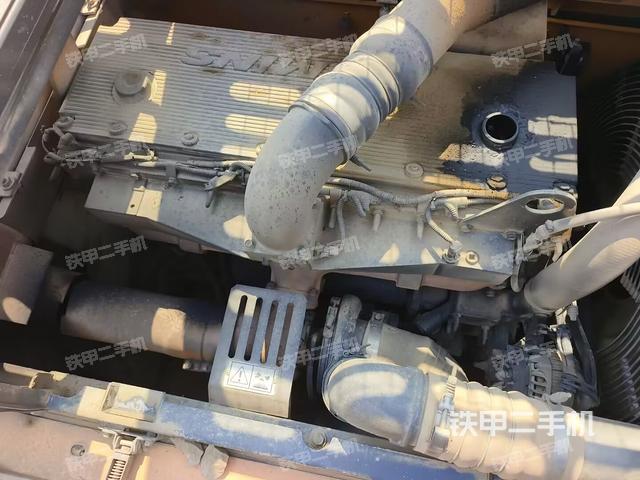 發(fā)動機整體俯視(整機外觀) 發(fā)動機整體俯視(整機外觀)