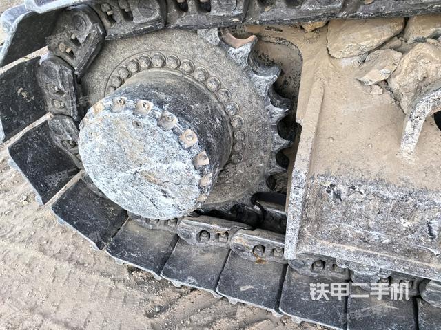 右導向輪（行走機構(gòu)）