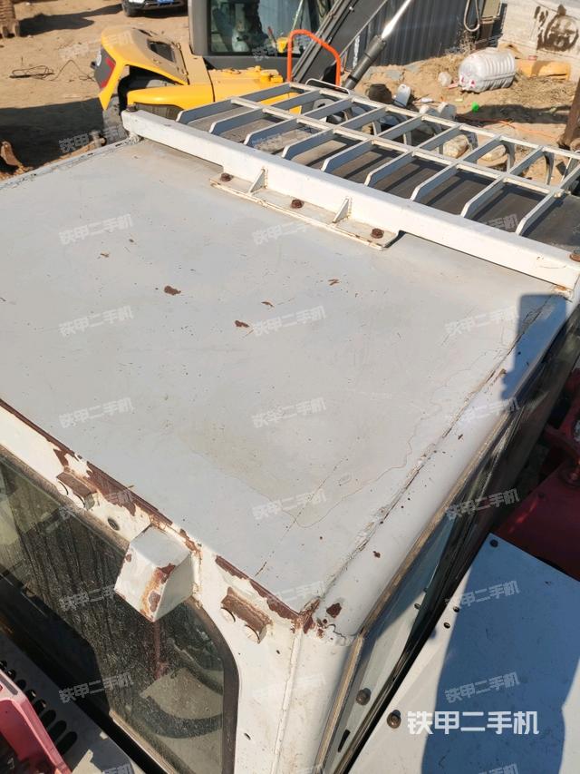 駕駛室頂部俯視（上車部件）