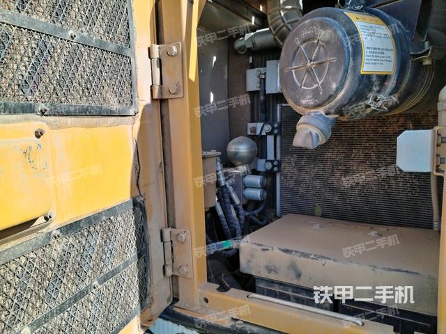散熱器室(大件艙室) 散熱器室(大件艙室)