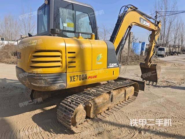 整機右后45°（整機外觀）