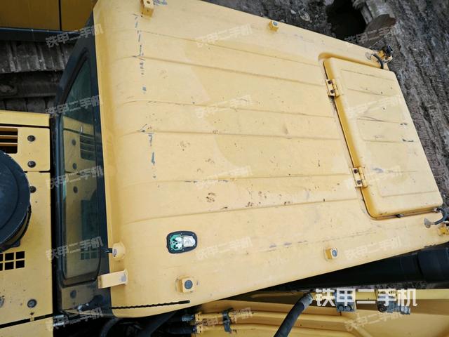 駕駛室頂部俯視（上車部件）