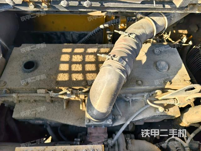 氣門室蓋螺絲特寫（上車部件）