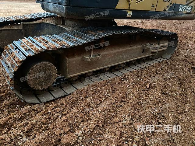 左側(cè)履帶整體?(行走機(jī)構(gòu)) 左側(cè)履帶整體?(行走機(jī)構(gòu))