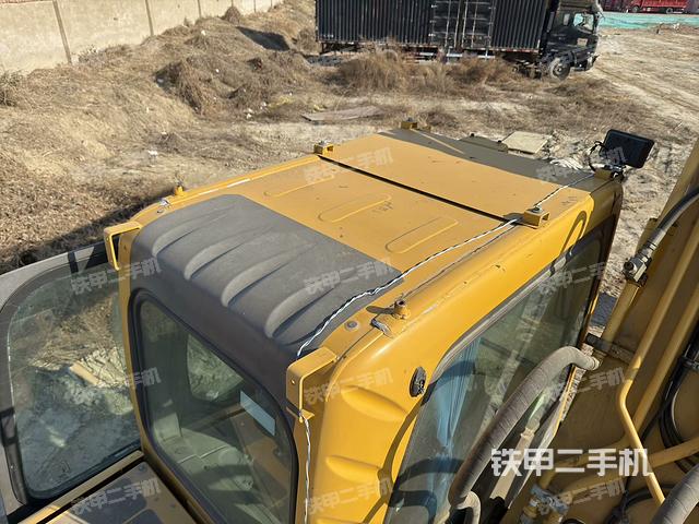 駕駛室頂部（整機(jī)外觀）