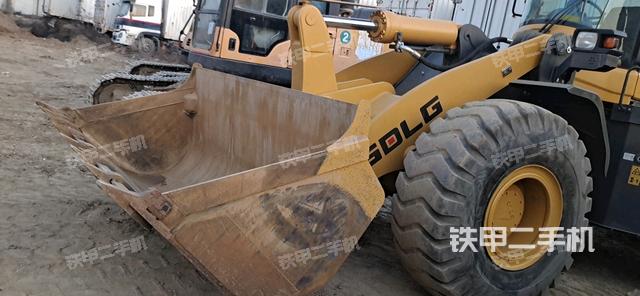 工作裝置整體（整機(jī)外觀及大件）