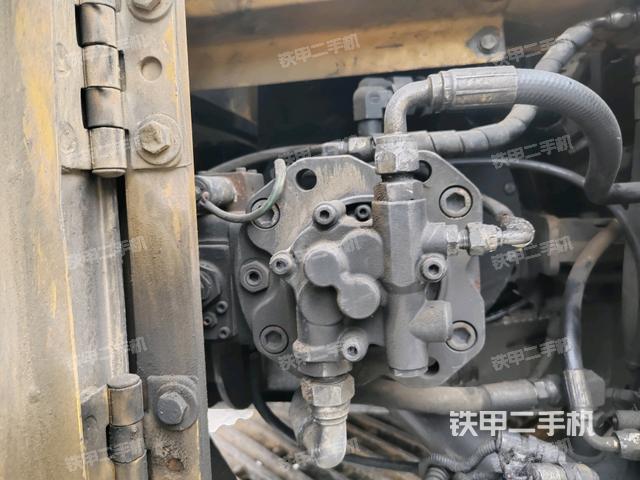 液壓泵室(大件艙室) 液壓泵室(大件艙室)