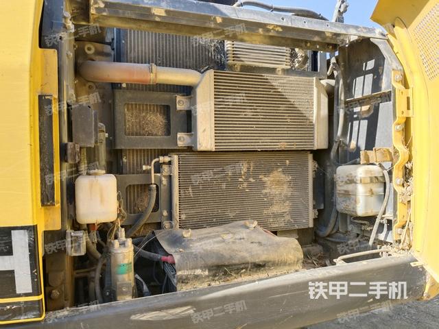 散熱器正面（大件艙室）