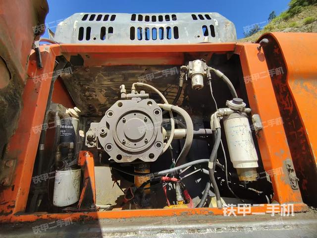 液壓泵室（大件艙室）