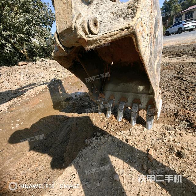 鏟斗右后整體（工作和回轉裝置）