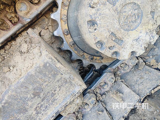 单侧履带整体（整机外观）