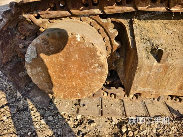 右導(dǎo)向輪（行走機構(gòu)）