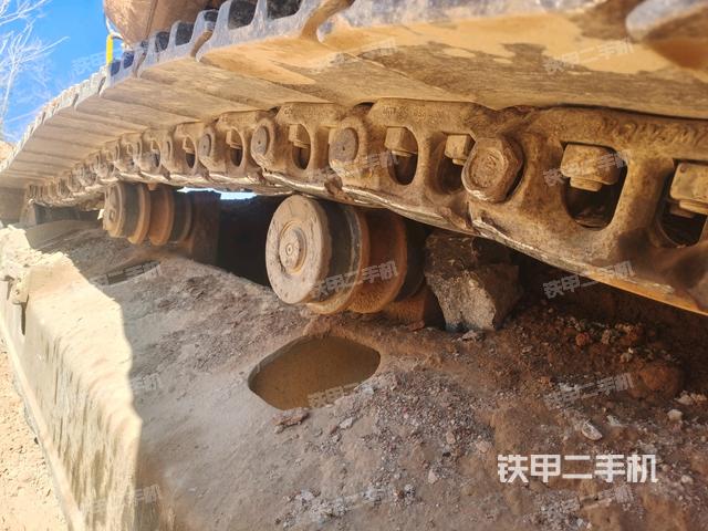 右導(dǎo)向輪（行走機構(gòu)）