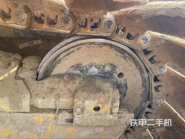 整機(jī)左側(cè)(設(shè)備外觀及核心部件) 整機(jī)左側(cè)(設(shè)備外觀及核心部件)