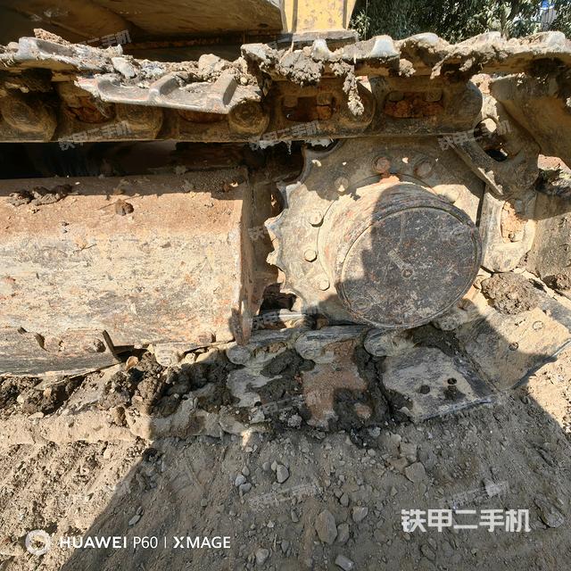 右驅動輪（行走機構）