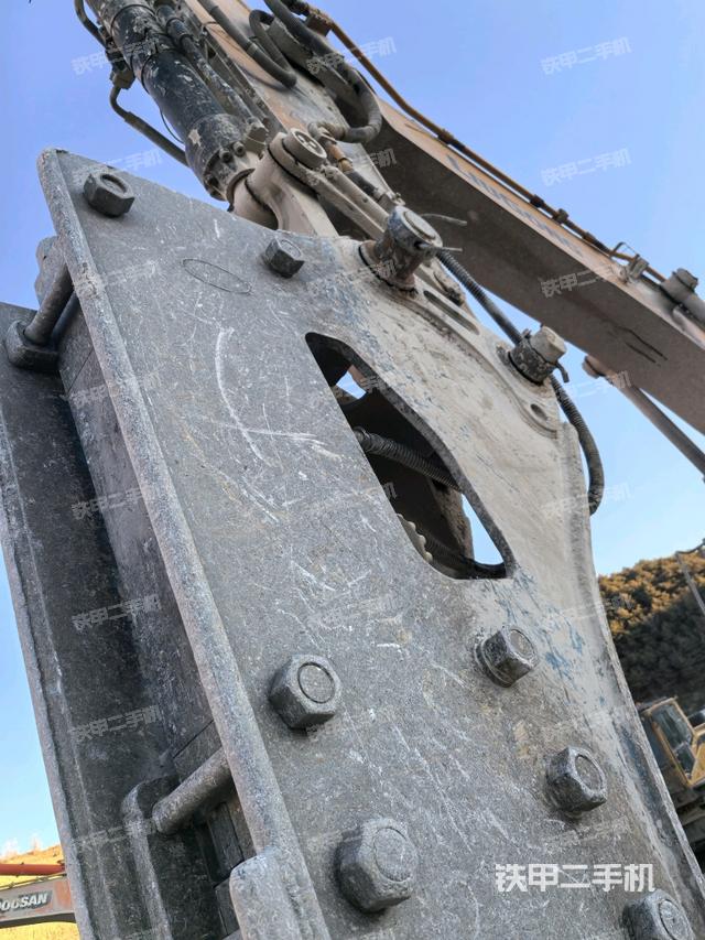 大臂整體?右側(cè)（工作和回轉(zhuǎn)裝置）